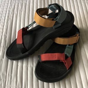 Men’s Teva sandals
